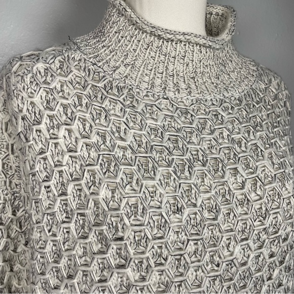 KUT FROM THE KLOTH Honeycomb Sweater Gray Women’s XL - Picture 2 of 10